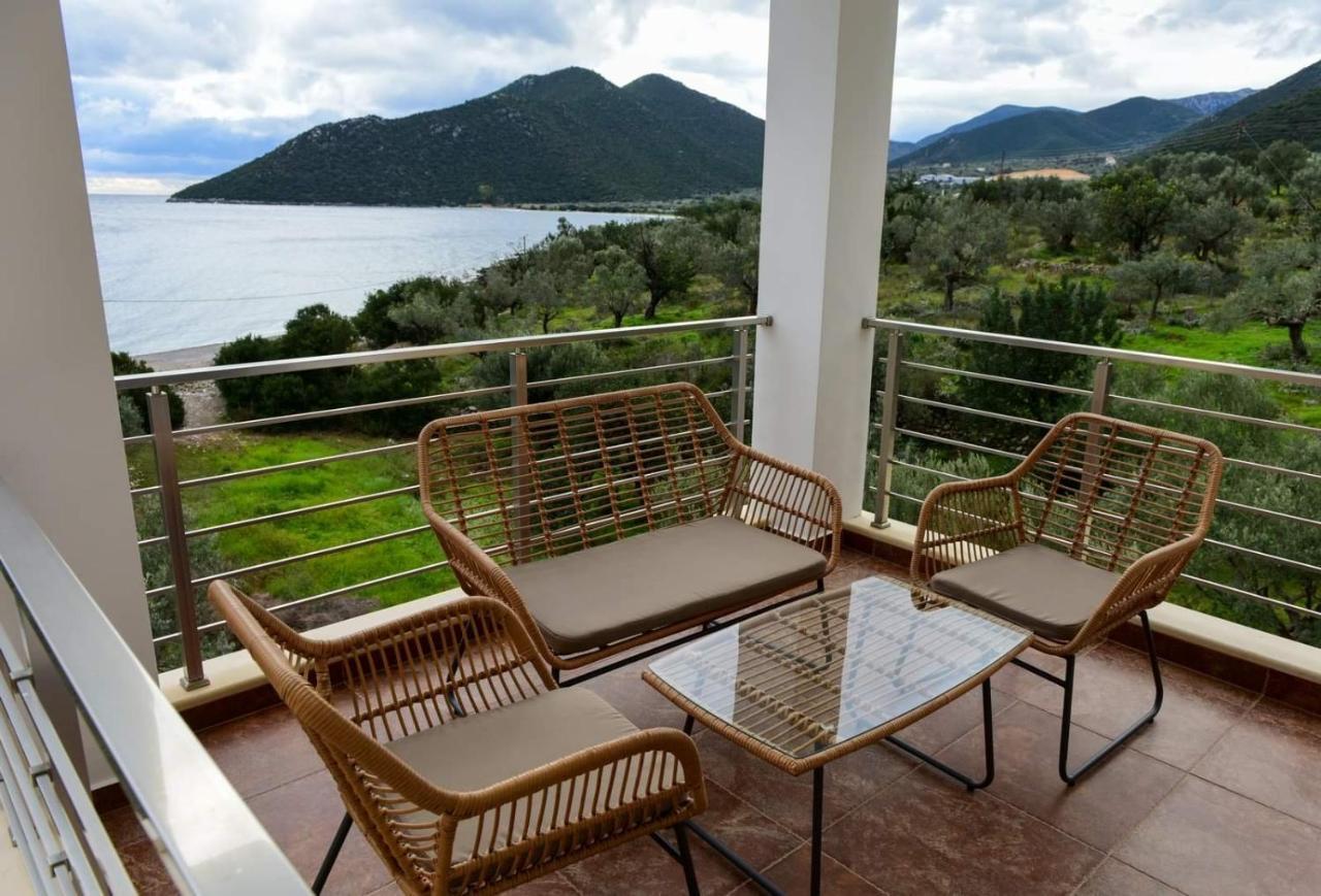 Nikole'S Villas Luxury 180M2 Tirós Exterior foto